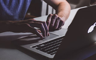 如何查找游戏服务器 IP 地址